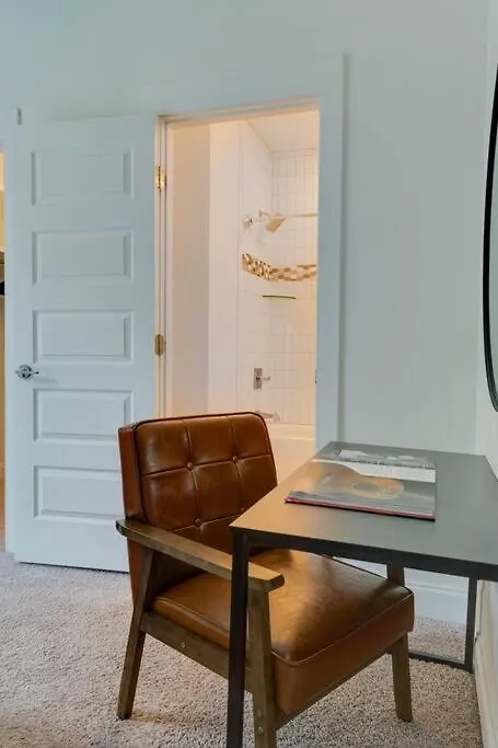 Holiday home Perfectly Located-Walk To Bars- Close To Broadway Nashville United States