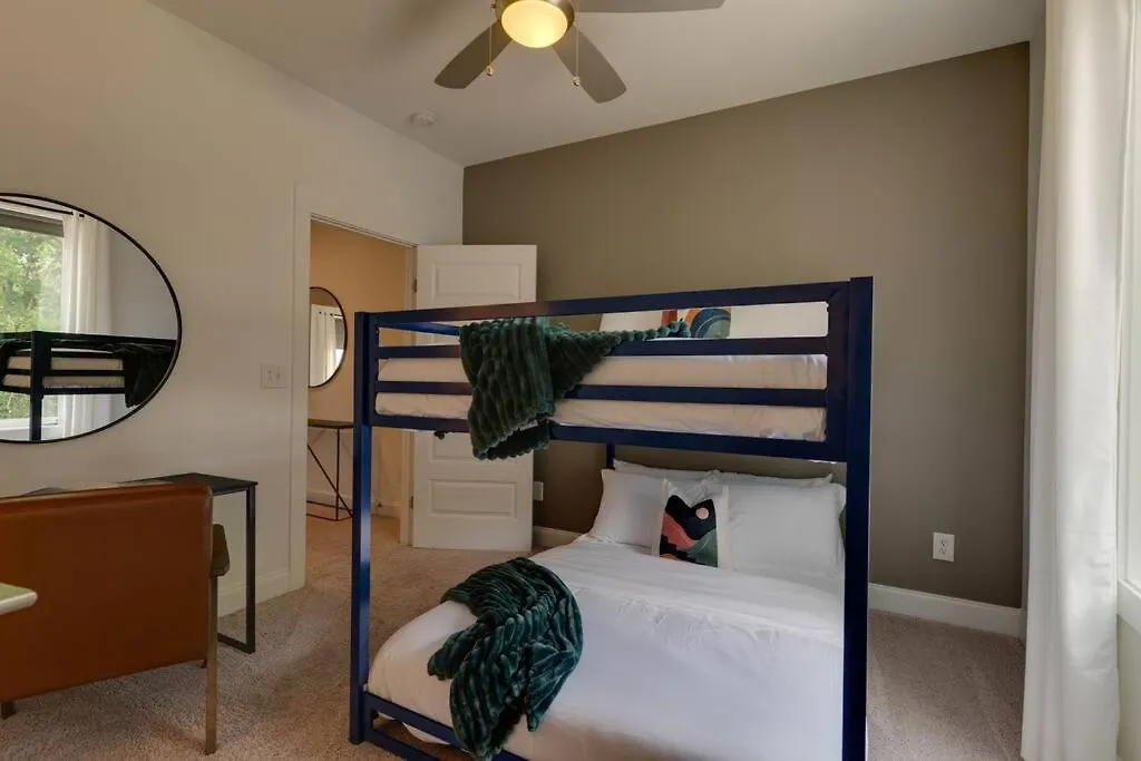 Perfectly Located-Walk To Bars- Close To Broadway Nashville 0*,