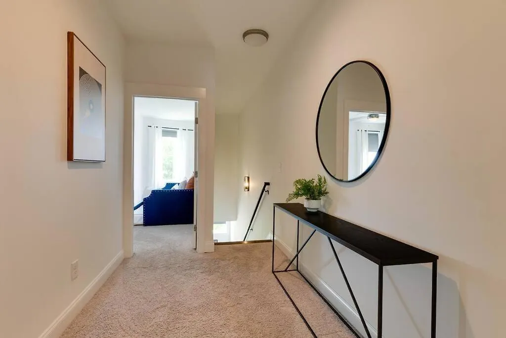 Perfectly Located-Walk To Bars- Close To Broadway Nashville 0*,