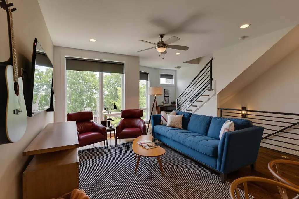 Perfectly Located-Walk To Bars- Close To Broadway Nashville Holiday home