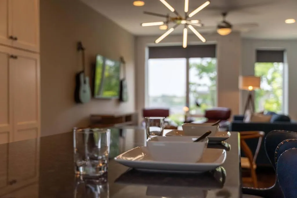 Perfectly Located-Walk To Bars- Close To Broadway Nashville 0*,  United States