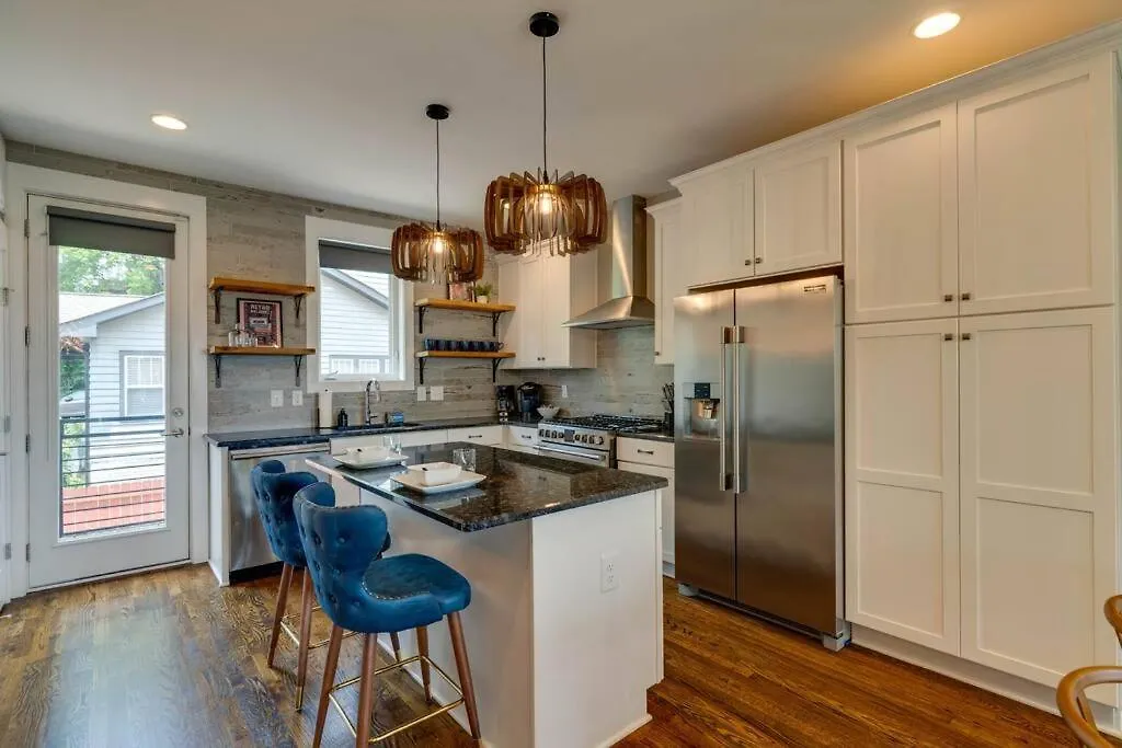 Perfectly Located-Walk To Bars- Close To Broadway Nashville