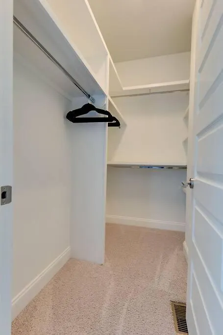 Perfectly Located-Walk To Bars- Close To Broadway Nashville USA
