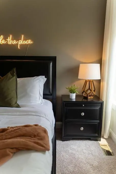 Perfectly Located-Walk To Bars- Close To Broadway Nashville 0*,